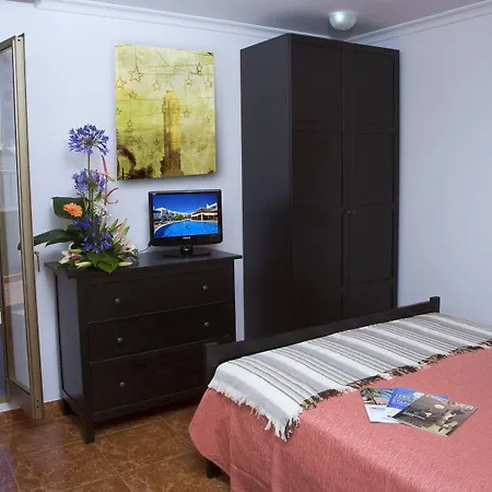 Adonis Capital 2* Santa Cruz de Tenerife