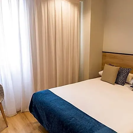 Adonis Capital Hotel