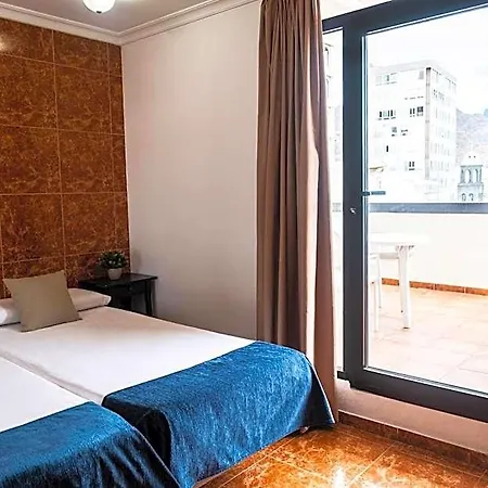 Hotel Adonis Capital