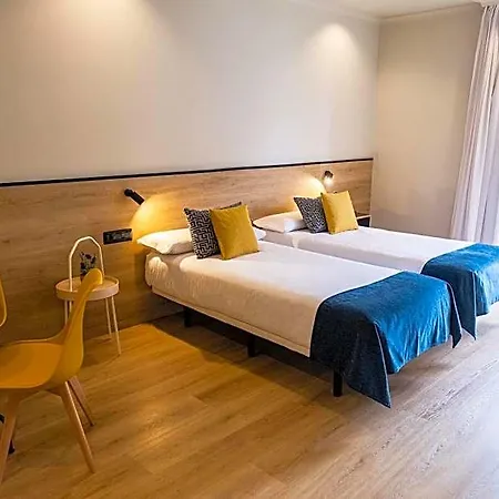 Adonis Capital Hotel 2*