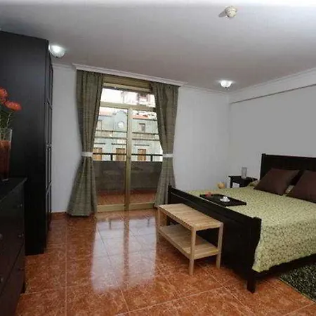 Hotel Adonis Capital