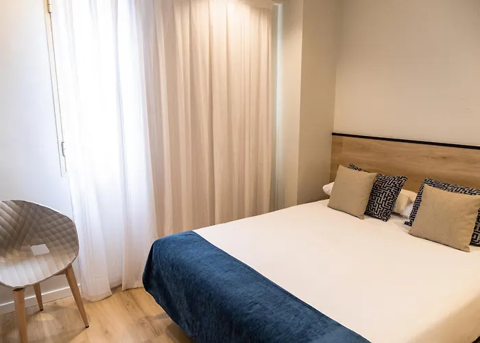 Adonis Capital Hotel