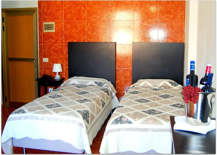 Hotel Adonis Capital