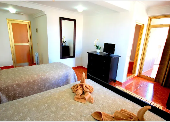 Hotel Adonis Capital 2*